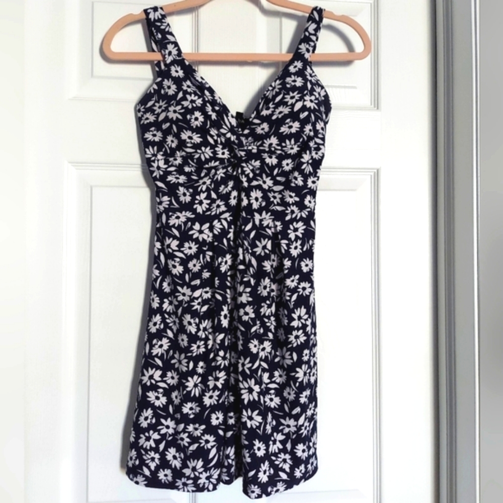 Derek Heart black floral dress